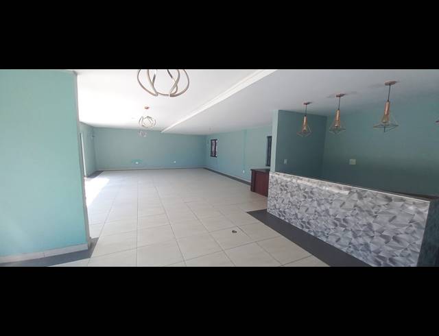 2 BEDROOM FLAT FOR SALE IN MORNINGSIDE
